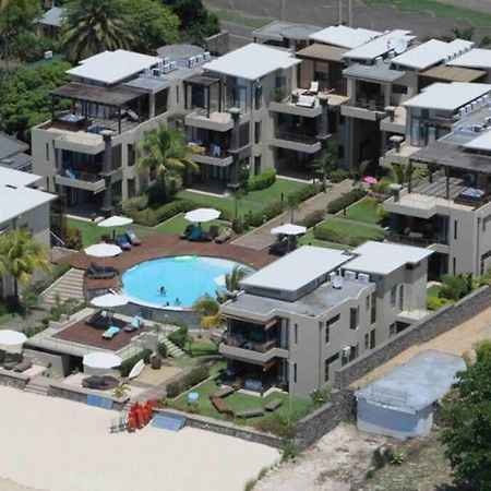 Beachfront Le Cerisier Trou Aux Biches, Mon Choisy Apartment Mont-Choisy Exterior photo