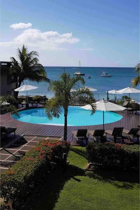 Beachfront Le Cerisier Trou Aux Biches, Mon Choisy Apartment Mont-Choisy Exterior photo